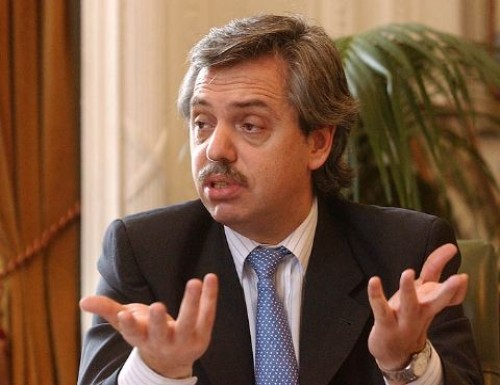 Alberto Fernández marcó su preferencia por Scioli en la provincia