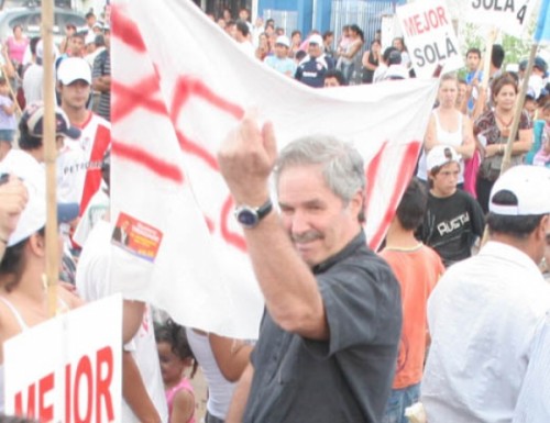 Solá considero de oportunista a Macri por proponer un  “acuerdo” opositor 