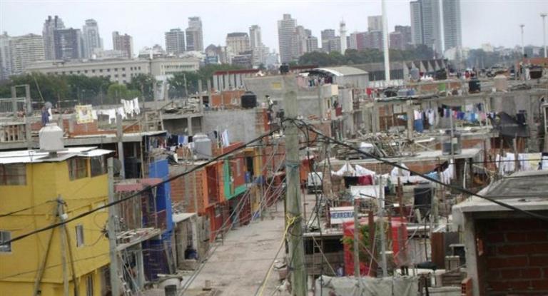 UCA:la pobreza este año va a estar arriba de 2014 y 2015
