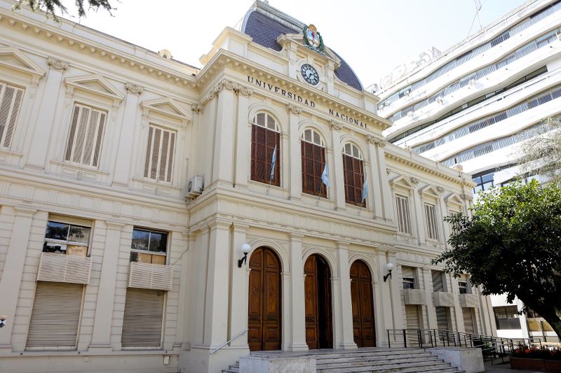 Lanzan una consulta docente en la UNLP para definir nuevas medidas de fuerza